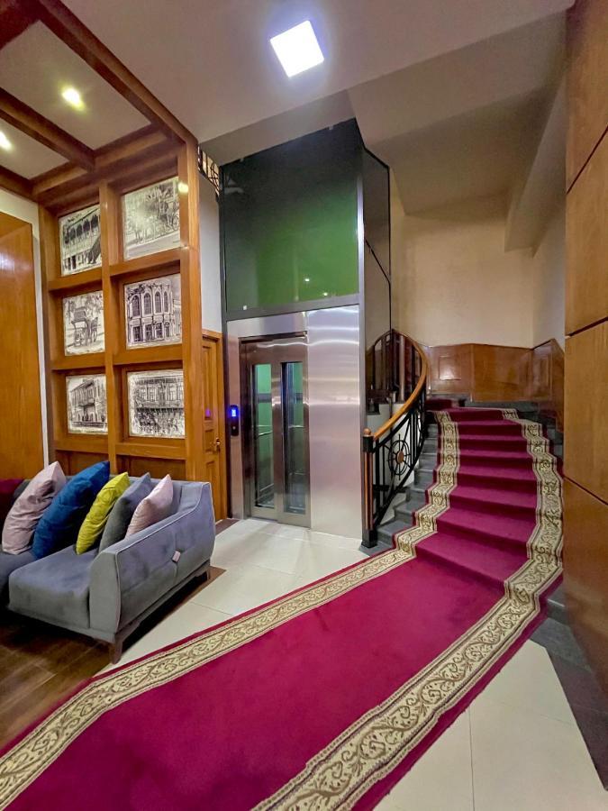 Hotel Plaza Viktoria Gyumri Extérieur photo
