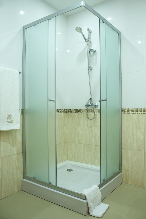 Hotel Plaza Viktoria Gyumri Extérieur photo