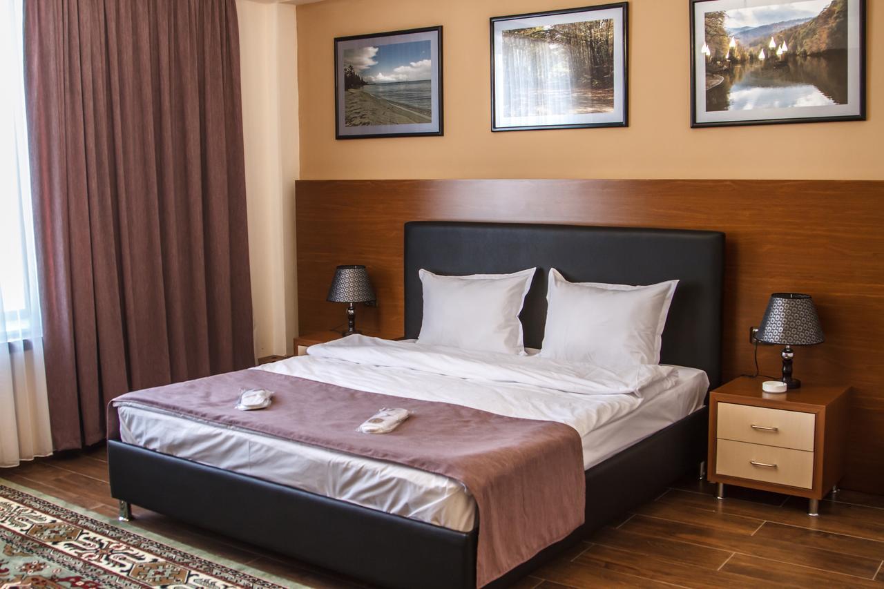 Hotel Plaza Viktoria Gyumri Chambre photo